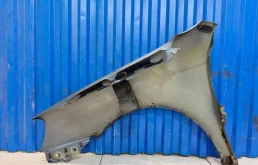 Стекла и зеркала для Volkswagen Jetta 2005 года на фотографиях