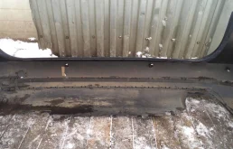 Бампер задний для Volkswagen Passat 2004 года на фотографиях