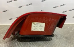 Фонарь противотуманный правый для Volkswagen Passat на фотографиях