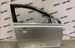 Дверь передняя правая для Volvo S80 2013 года на фотографиях