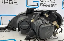 Фары для Mercedes-Benz M class 2003 года на фотографиях