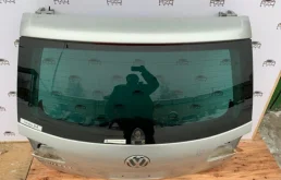 Дверь багажника для Volkswagen Touareg 2003 года на фотографиях