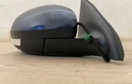 Зеркало боковое правое для Volkswagen Tiguan 2015 года на фотографиях