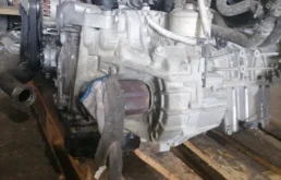 АКПП для Volkswagen Golf 2003 года на фотографиях