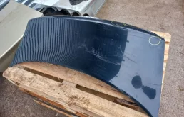 Крышка багажника для Audi A4 2002 года на фотографиях