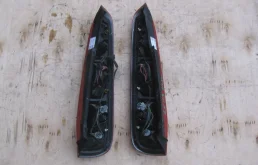 Фонарь левый для Nissan X-Trail 2001 года на фотографиях