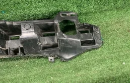 Усилитель переднего бампера для Kia Rio 2016 года на фотографиях