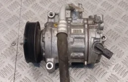 Компрессор кондиционера для Audi A4 2014 года на фотографиях