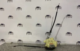 Центральный замок для Volkswagen Passat 2005 года на фотографиях