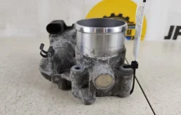 Дроссельная заслонка для Ford Focus 2014 года на фотографиях