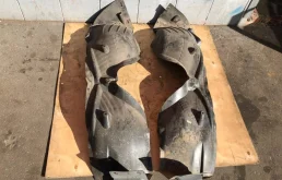 Подкрылок передний левый для BMW X3 2007 года на фотографиях