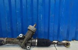 Рулевая рейка для Audi A6 2002 года на фотографиях