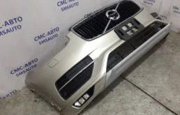 Решетка переднего бампера для Volvo XC90 2017 года на фотографиях