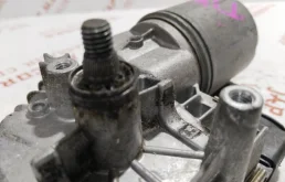 Мотор стеклоочистителя для Volkswagen Tiguan 2016 года на фотографиях