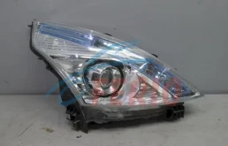 Фары для Nissan Teana 2010 года на фотографиях