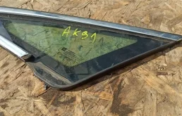 Стекла и зеркала для Opel Astra 2017 года на фотографиях