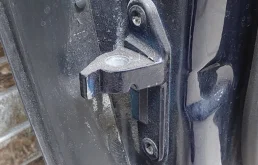 Дверь передняя правая для Mercedes-Benz M class 2010 года на фотографиях