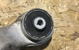 Рычаг передний правый нижний для BMW 3er на фотографиях