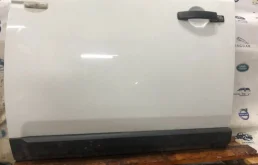 Дверь передняя левая для Land Rover Discovery 2014 года на фотографиях