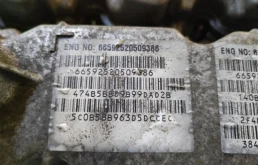 Двигатель без навесного для SsangYong Rexton 2016 года на фотографиях