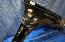 Крылья для Nissan X-Trail 2000 года на фотографиях