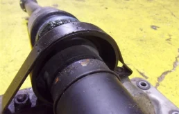 Карданный вал передний для Volvo XC70 2010 года на фотографиях