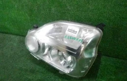 Фара левая для Nissan X-Trail 2010 года на фотографиях