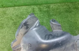 Подкрылок передний правый для BMW X3 2023 года на фотографиях