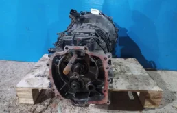 МКПП для Mitsubishi Pajero 2001 года на фотографиях