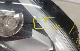 Фары для Volkswagen Passat 2011 года на фотографиях