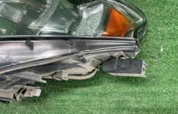 Фара левая для Lexus RX 2012 года на фотографиях