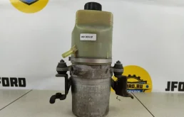 Насос ГУР для Ford Focus 2010 года на фотографиях