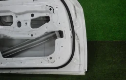 Дверь передняя правая для BMW 5er 2011 года на фотографиях