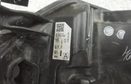 Фара ксенон левая для Nissan Qashqai 2020 года на фотографиях