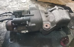 Редуктор заднего моста для Ford Kuga 2010 года на фотографиях