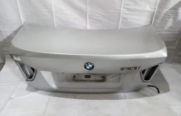 Крышка багажника для BMW 3er 2010 года на фотографиях