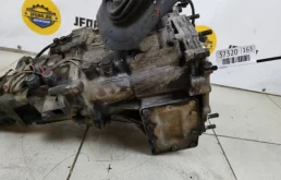 Раздатка для Mitsubishi L200 2009 года на фотографиях