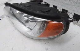 Фары для Volvo S80 2016 года на фотографиях