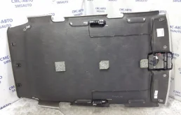 Обшивка крыши (потолок) для Volkswagen Touareg 2013 года на фотографиях