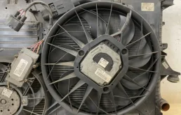 Кассета радиаторов для Volkswagen Touareg 2009 года на фотографиях