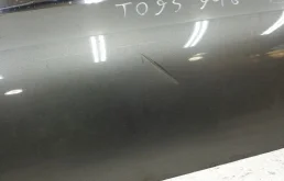 Стекло двери заднее правое для Volkswagen Touareg 2015 года на фотографиях