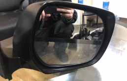 Зеркало боковое правое для Toyota Land Cruiser 2008 года на фотографиях
