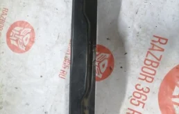 Усилитель заднего бампера для Volkswagen Tiguan 2013 года на фотографиях