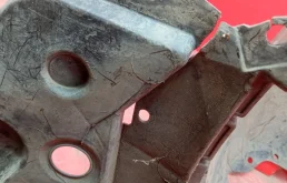 Подкрылок передний левый для Nissan X-Trail 2017 года на фотографиях