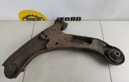 Рычаг передний правый нижний для Suzuki Grand Vitara 2008 года на фотографиях