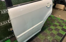 Дверь задняя левая для Lexus RX 2004 года на фотографиях