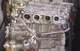 Двигатель без навесного для Toyota Camry 2018 года на фотографиях