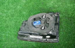 Фонарь левый для Volkswagen Passat 2017 года на фотографиях