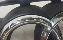 Решетка радиатора левая для Audi Q8 на фотографиях