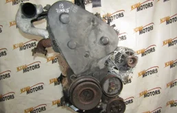 Двигатель без навесного для Volkswagen Caddy 1996 года на фотографиях